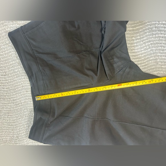 Club Monaco Black Wide Leg Pants Size 12 Casual Business Slacks (tiny hole) - Picture 10 of 11